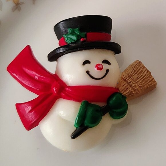 Lot of 2 Hallmark Christmas Brooch Pin Iridescent & Broom Snowman Set - Picture 3 of 8
